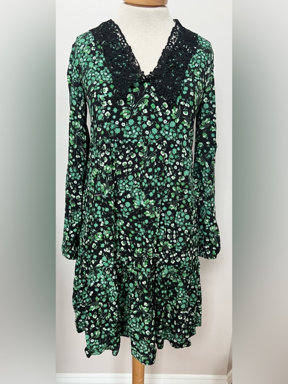 Pinko Floral Mini Dress Black Green Lace Collar Long Sleeve Romantic EU 38 US 2